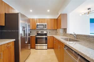 5101 Collins Ave 14a Miami Beach, FL 33140 - MLS#A11878658