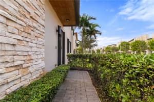 10578 Nw 81st Ter Doral, FL 33178 - MLS#A11878667