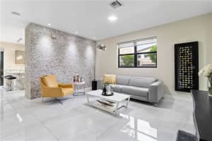 10578 Nw 81st Ter Doral, FL 33178 - MLS#A11878667