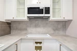 1824 Monroe St 7 Hollywood, FL 33020 - MLS#A11878685