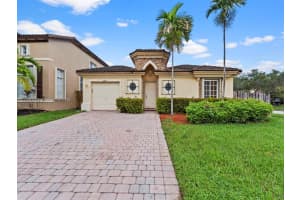 22436 Sw 94th Pl, Cutler Bay