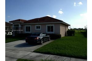 613 Se 14th Pl, Homestead
