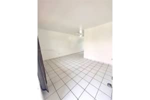 15 Alhambra Cir 31 Coral Gables, FL 33134 - MLS#A11878728