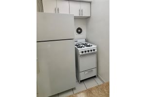 15 Alhambra Cir 31 Coral Gables, FL 33134 - MLS#A11878728