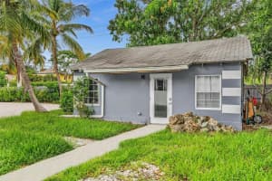 394 Se 5th Ave B Delray Beach, FL 33483 - MLS#A11878730