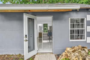 394 Se 5th Ave B Delray Beach, FL 33483 - MLS#A11878730