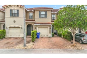 1082 Nw 33rd Mnr 0 Pompano Beach, FL 33064 - MLS#A11878740