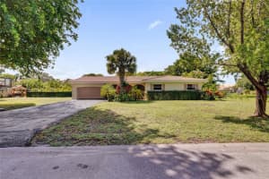 9060 Nw 32nd St, Coral Springs