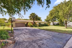 9060 Nw 32nd St Coral Springs, FL 33065 - MLS#A11878753