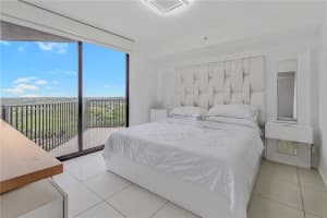 5252 Nw 85th Ave 1402 Doral, FL 33166 - MLS#A11878759