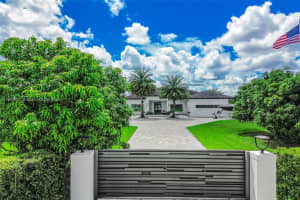 17950 Sw 192nd St Miami, FL 33187 - MLS#A11878767