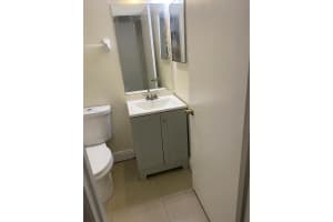 2115 Nw 59th Ter 61-e, Lauderhill