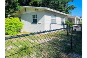 627 Washington Avenue A Lake Wales, FL 33853 - MLS#A11878834