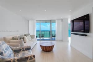 2655 Collins Ave Ph2512, Miami Beach