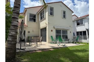 17957 SW 8th St, Pembroke Pines, FL 33029, Sold 11/20/25