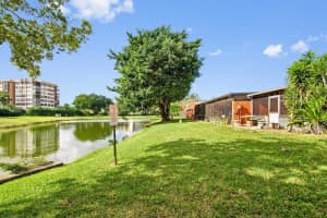 10300 W Fairway Rd Pembroke Pines, FL 33026 - MLS#A11878951