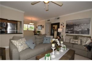 3050 Ne 5th Ter 8 Wilton Manors, FL 33334 - MLS#A11879007
