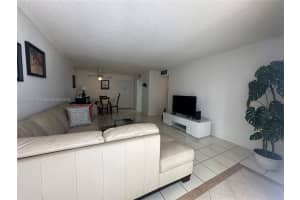 5415 Collins Ave 302a Miami Beach, FL 33140 - MLS#A11879011