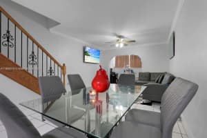 1555 W 44th Pl 322 Hialeah, FL 33012 - MLS#A11879073
