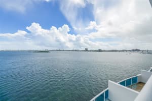 725 Ne 22nd St 8d, Miami