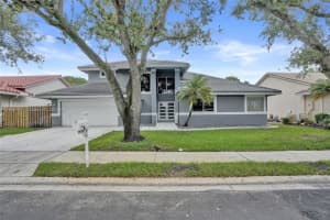 1321 Sw 102nd Ave Pembroke Pines, FL 33025 - MLS#A11879087