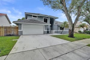 1321 Sw 102nd Ave Pembroke Pines, FL 33025 - MLS#A11879087