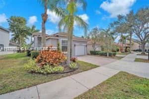 16420 Sapphire St Weston, FL 33331 - MLS#A11879168