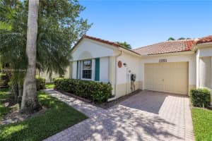 6082 Heliconia Rd, Delray Beach