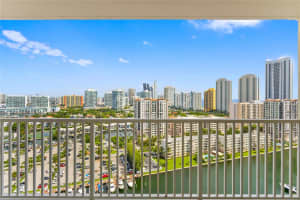 300 Bayview Dr 1203 Sunny Isles Beach, FL 33160 - MLS#A11879222