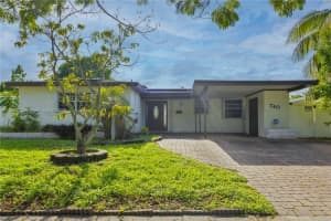 740 N 73rd Ter, Hollywood