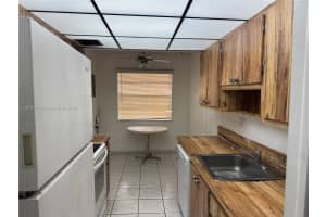 3001 Nw 48th Ave 437 Lauderdale Lakes, FL 33313 - MLS#A11879233