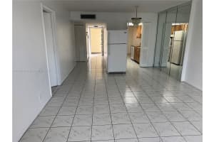 3001 Nw 48th Ave 437 Lauderdale Lakes, FL 33313 - MLS#A11879233