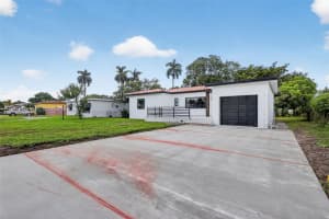 240 Nw 146th St Miami, FL 33168 - MLS#A11879238
