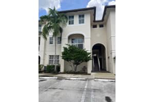 11401 Nw 89th St 220, Doral