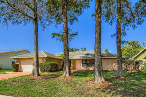 7008 Nw 49th Ct Lauderhill, FL 33319 - MLS#A11879245