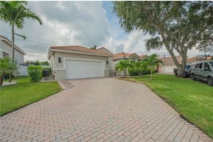 3234 Sw 53rd Ct Hollywood, FL 33312 - MLS#A11879261