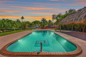 1850 Hibiscus Dr North Miami, FL 33181 - MLS#A11879271