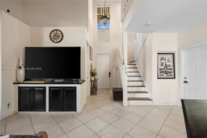 1251 Johnson Ct Hollywood, FL 33019 - MLS#A11879281