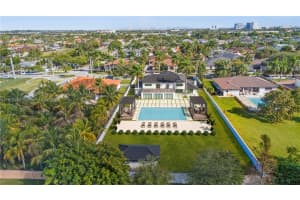 150 Nw 123rd Ave Miami, FL 33182 - MLS#A11879292