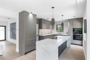373 Ne 104th St Miami Shores, FL 33138 - MLS#A11879306
