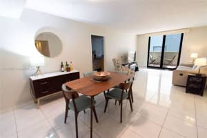 1621 Collins Ave 406 Miami Beach, FL 33139 - MLS#A11879307