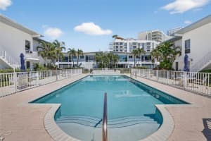 425 Bayshore Dr D-3 Fort Lauderdale, FL 33304 - MLS#A11879322