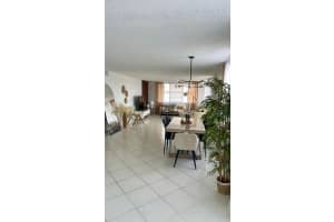 251 174th St 204 Sunny Isles Beach, FL 33160 - MLS#A11879332