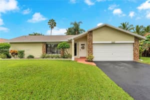 2653 Nw 98th Ter, Coral Springs