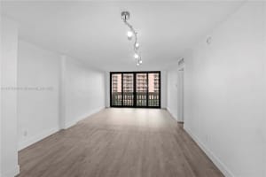 90 Edgewater Dr 718 Coral Gables, FL 33133 - MLS#A11879346