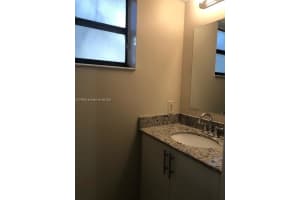 5960 W 25th Ct 103 Hialeah, FL 33016 - MLS#A11879352