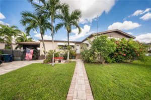 8341 Sw 27th Ln Miami, FL 33155 - MLS#A11879382