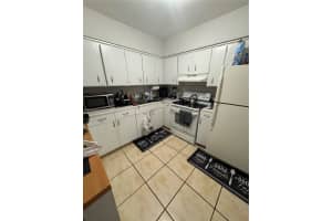 216 Ne 41st St 216 Oakland Park, FL 33334 - MLS#A11879393