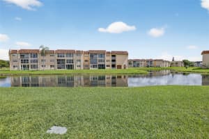 8951 Sunrise Lakes Blvd 105 Sunrise, FL 33322 - MLS#A11879405
