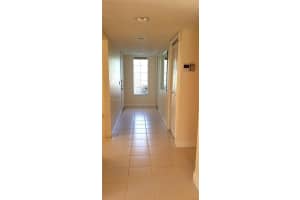 413 Lakeview Dr 104 Weston, FL 33326 - MLS#A11879430